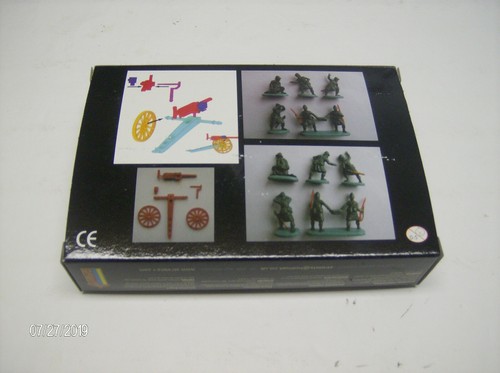 Strelets #189 Pom-Pom Gun with Scottish Crew 1/72 24 Figure 4 Guns in Tan - Picture 2 of 2