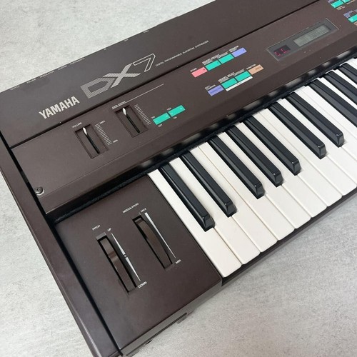 Yamaha DX7 61-Key Digital FM Synthesizer Keyboard gebraucht - Bild 11 von 11