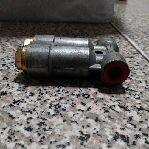 Válvula distribuidora de pistón de puerto 392 511 FNIP - Imagen 4 de 5