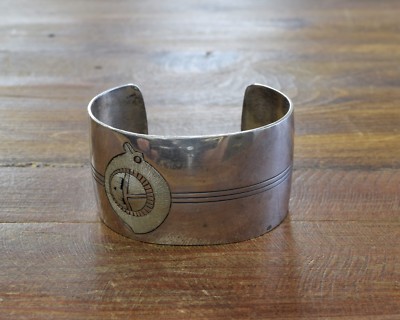 *Vintage Navajo Sterling Silver Bear Sunface Bracelet by Gibson Gene