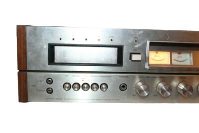Toshiba SMS-4550 8-Track AM/FM Radio Phones 4-Ch Stereo