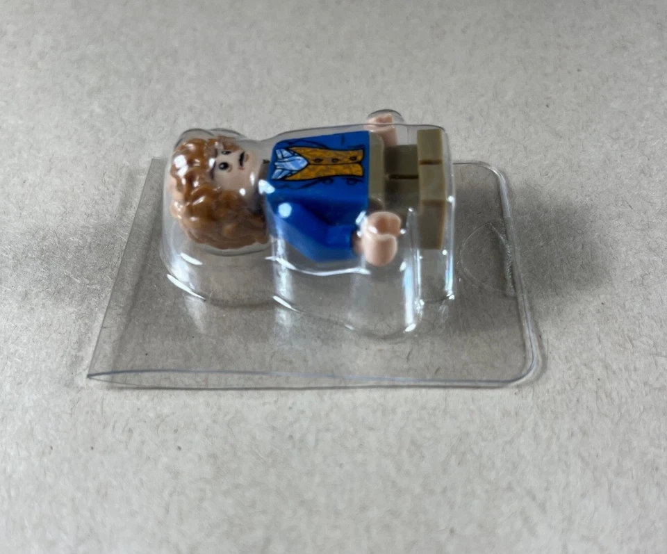 LEGO Bilbo Baggins Blue Coat Minifigure The Hobbit an Unexpected Journey - Image 3 of 4