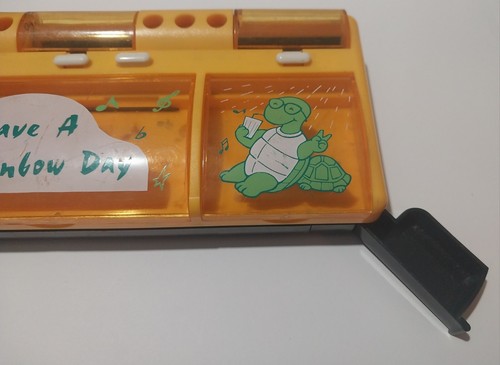 VTG 80's ORANGE 4 BUTTONS MECHANICAL PENCIL BOX CASE STATIONERY VINTAGE - Picture 5 of 9