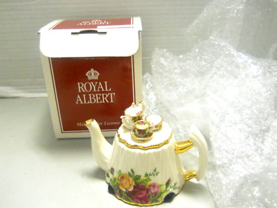 RARE! VINTAGE 1996 ROYAL ABERT OLD COUNTRY ROSES MINI 1 CUP TEAPOT NEW