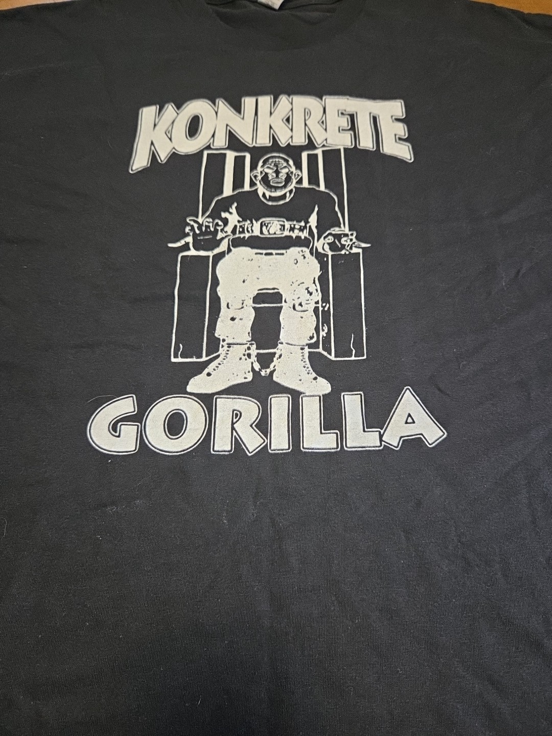 Official Konkrete Gorilla Electric Chair Graphic T-Shirt Black Mens Size XL Tee image 2