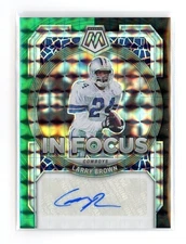 Larry Brown 2023 Mosaic In Focus Green Auto /25 Cowboys HOF