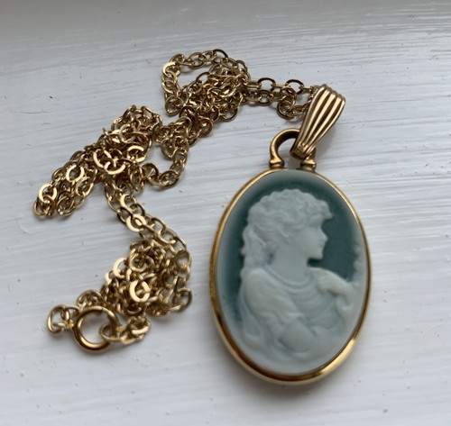 Vintage Carved Green Agate Stone Cameo Pendant Necklace 14k Gold Filled - Picture 6 of 15