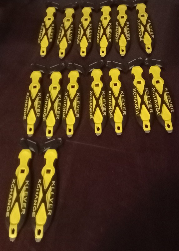 Brand New Deluxe Klever Xchange Yellow Box Cutter Lot Of 15 New Blades L@@K
