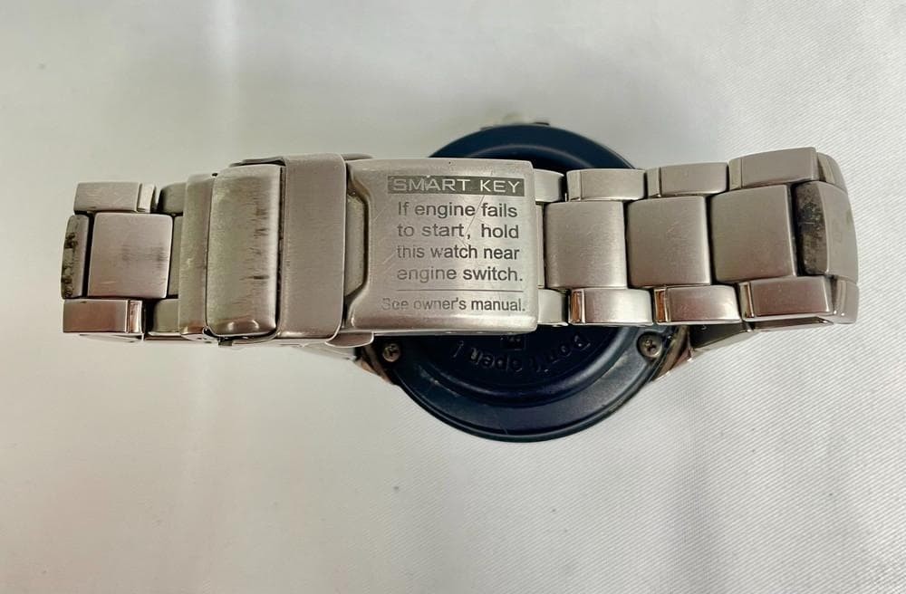 Toyota Crown Key Integrated Wristwatch Smart Key Watch W830