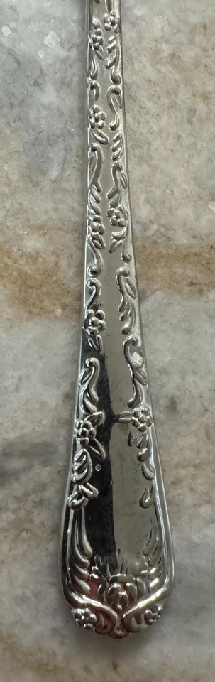 Placa de plata rosa encantada de International Silver Wm. Juego de 54 piezas Rogers & Son Foto 3 de 4