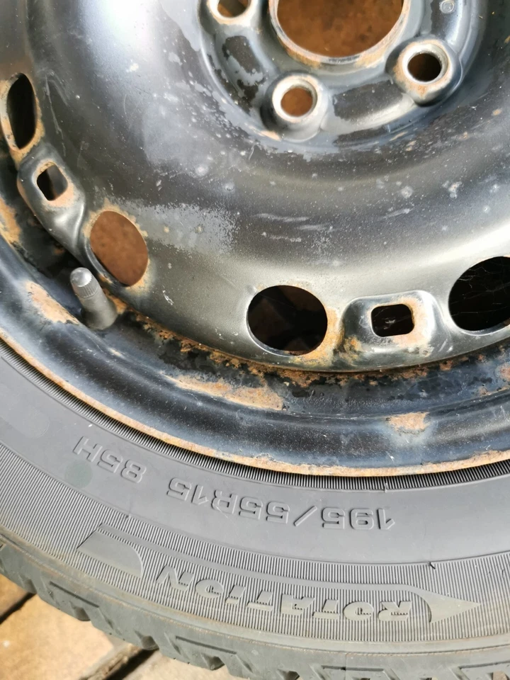 Orig. VW Fox 5Z Seat Ibiza 6J Komplettrad DOT 0420 8mm! 195/55R15 85H KBA 43737 - Bild 3 von 4