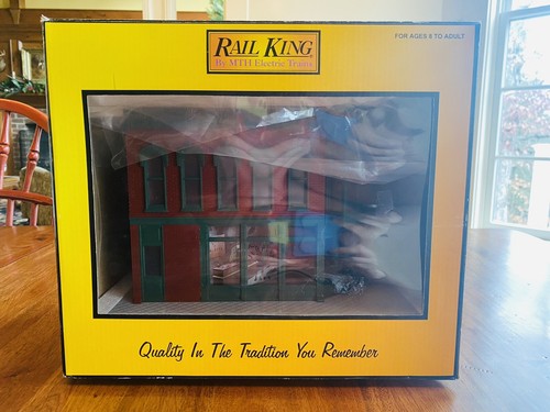 RAIL KING BY MTH COFFEE SHOP CORNER BUILDING W/ BLINKING SIGN NEW 30-90061 - Picture 6 of 6