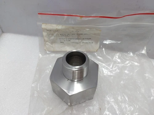 Parker 1-1/2" NPT X 1" NPT Adapter 1 1/2 X 1 FGSS