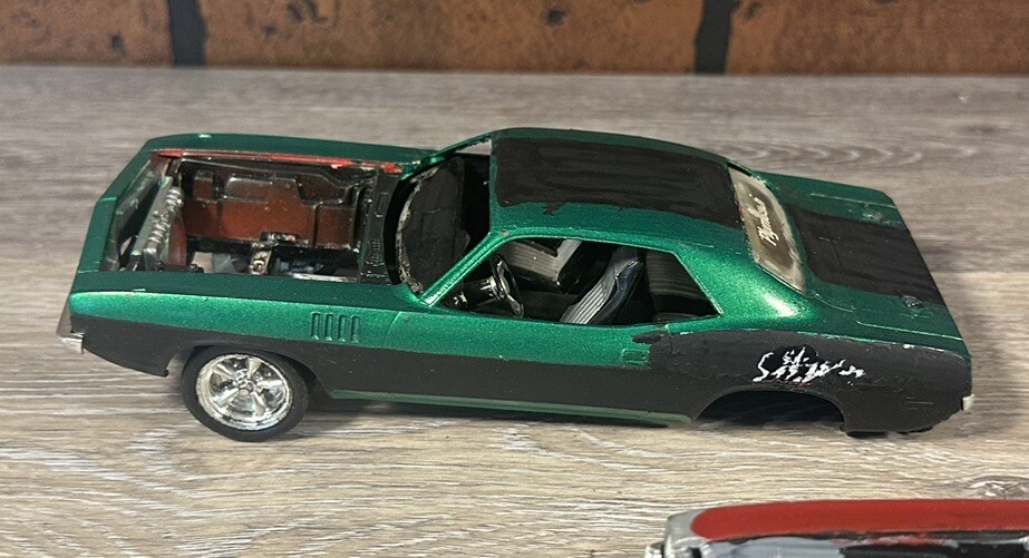 VINTAGE MOPAR MODEL CAR BODY JUNKYARD CHALLENGER CUDA AMT REVELL