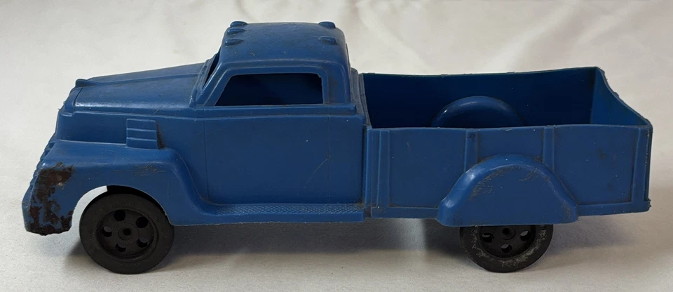 early 1960s plastic MARX BLUE PICKUP TRUCK ~ 9.5 inches - Image 3 of 4