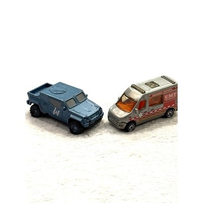 Matchbox Jurassic World InGen Armored Truck & Renault Master Ambulance Lot 2017