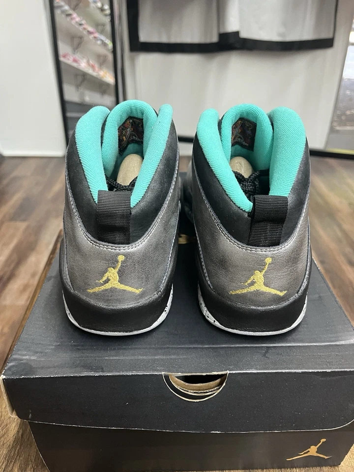 Air Jordan 10 复古自由女神 30 周年 2015 年 8.5 码 (705178-045) — 第 4/4 张图片