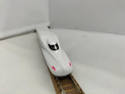 KATO 10-1174 N Scale JR Shinkansen Bullet Train Series N700 - Picture 6 of 8
