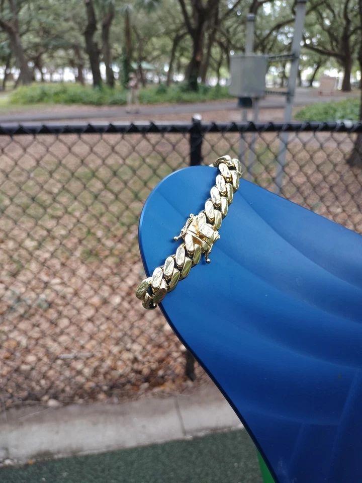 Miami Cuban Link 15mm Bracelet 10k Gold-plated - Image 2 of 2