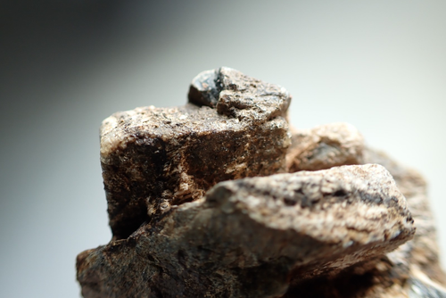 GEHLENITE * CRYSTALS ON MATRIX * RARE !!! Vața de Jos, ROMANIA - Picture 4 of 23