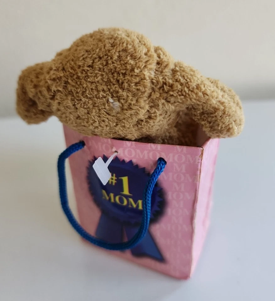 Bolso Miniatura Novedad Inc con Gorro Cachorro Perro Peluche 4" "#1 Mamá" Regalo Día de la Madre Foto 4 de 4