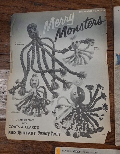 Clark's J & P Coats ONT Crochet Instruction Booklets 1940s 1950s Red Heart Yarns - Picture 2 of 14