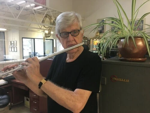 UNA EXCELENTE FLAUTA DE PLATA MACIZA PRE-WASSER POWELL, 100% HECHA EN ESTADOS UNIDOS. Foto 2 de 4