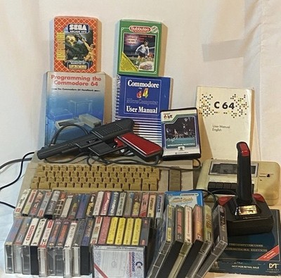 C64 Commodore 64 Computer mit Spielen und Zubehör Restposten funktionstüchtig