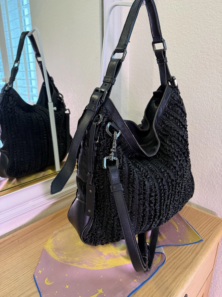 Burberry Black Ruched Ribbon Leather Westcott Shoulder Bag EUC - Image 2 of 4