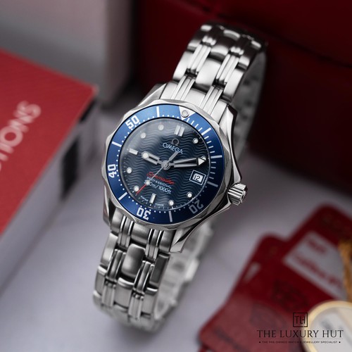 Omega Seamaster Diver 300M 2224.80.00 - 2009, Full Set Steel 28mm Blue ‘Wave-...
