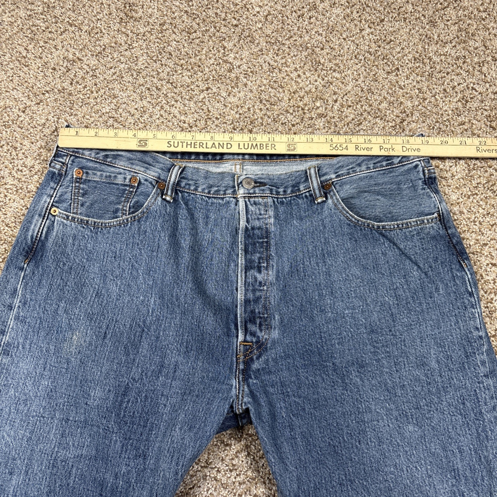 Levis 501 XX Jeans Mens 40x30 Blue Med Wash Denim Button Fly 38x30 - View 7