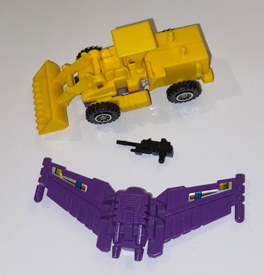 original G2 Transformers YELLOW constructicon SCRAPPER 100% COMPLETE Devastator
