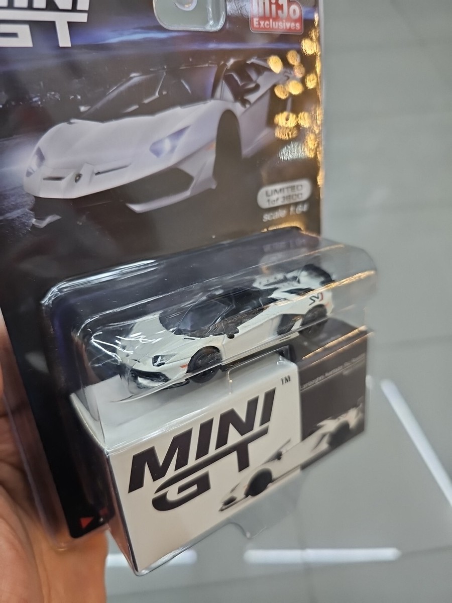 Mini GT 224 1/64 lamborghini SVJ White Mijo Exclusive In Blister
