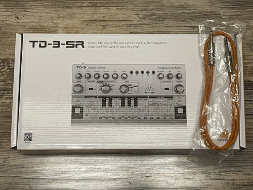Behringer TD-3-SR Analog Bass Line Synthesizer Synth w/ 16-Step Black Ready 2 Go - Picture 2 of 11