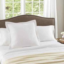 Better Homes  Gardens 100 Cotton Arctic White Euro Sham, 26  X 26   NWT 