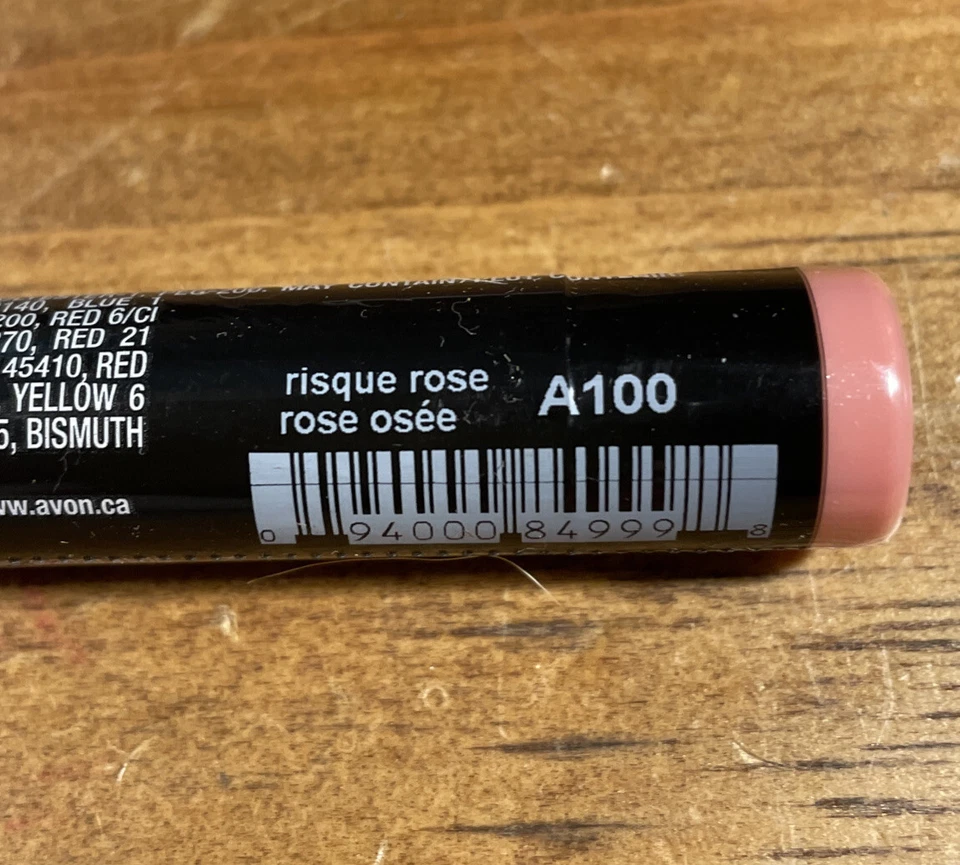Avon Ultra color lip Crayon , color Risqué Rose New Sealed - Image 3 of 4