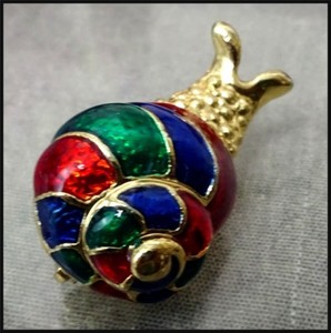 Authentic Colorful Vintage Enameled Gold Plated Figural Snail Brooch Statement Pin