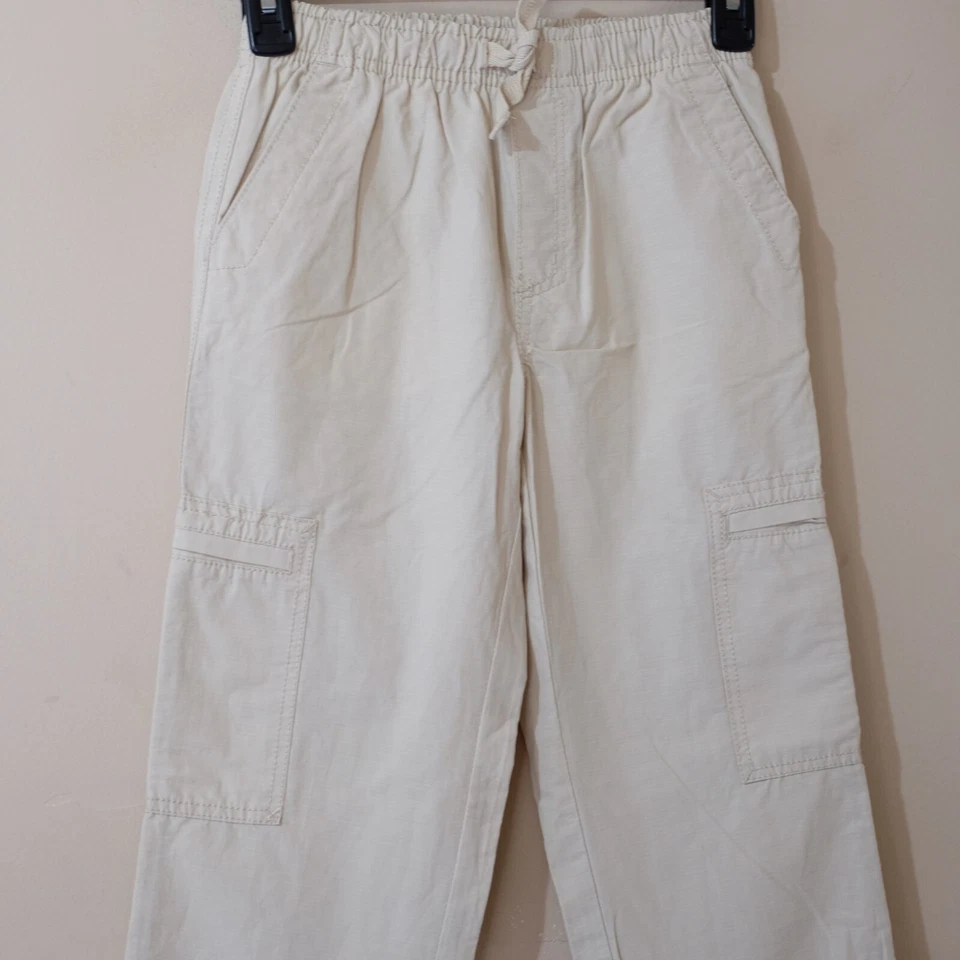 ¡NUEVO CON ETIQUETAS! Pantalones cargo Crazy 8 para niños beige con lengüeta enrollable puño cintura elástica talla 8 #H5-23 Foto 2 de 4