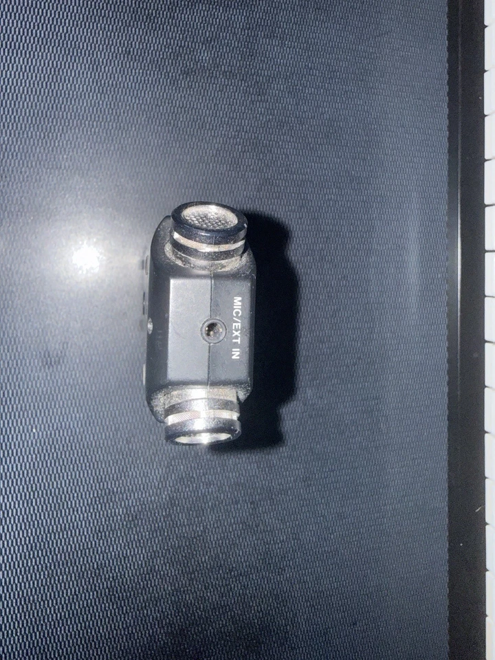 TASCAM DR-05 (original/v1) — Linear PCM Handheld Recorder - Needs Battery - Image 3 of 4