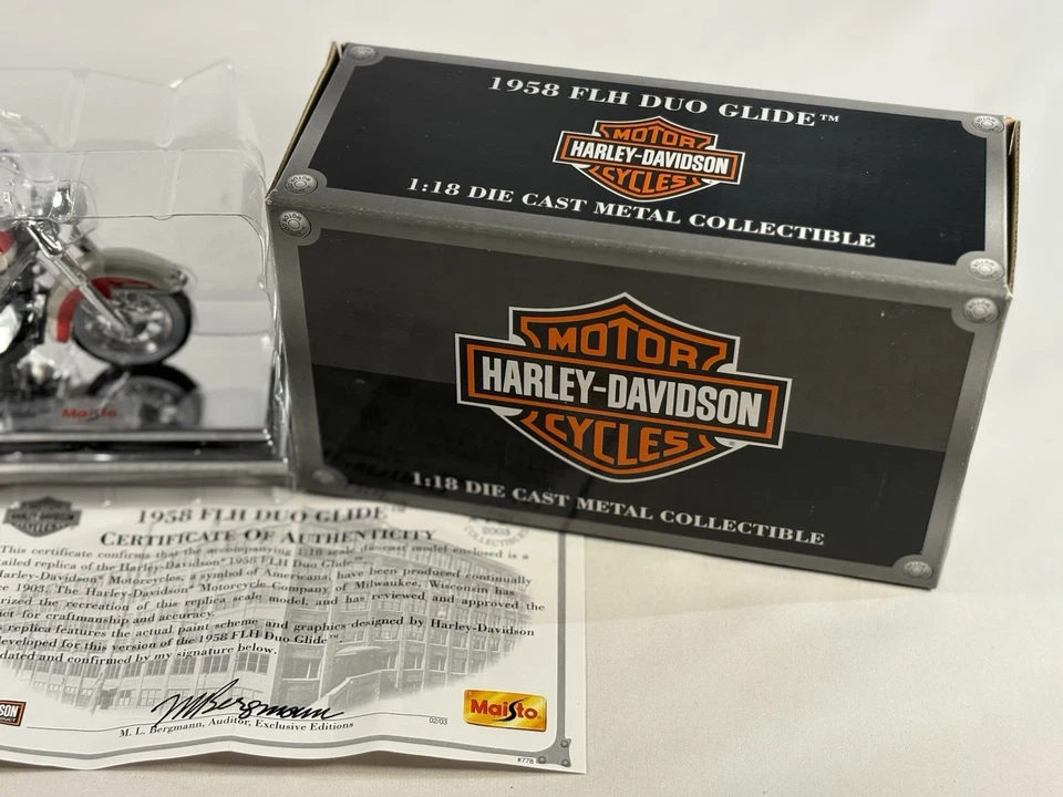 Maisto 1958 FLH Duo Glide Harley Davidson 1:18 motocicleta com caixa de certificado de autenticidade vintage EUA NOS - Imagem 3 de 4