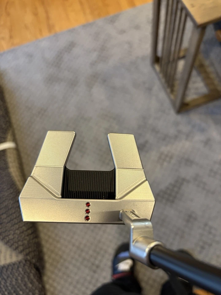 Putter Scotty Cameron 2024/2025 Phantom 5.2 34" eje KBS y original como nuevo Foto 4 de 4
