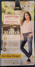 Signature by Levi Strauss & Co. Gold Label Women's - Size 24S Mid-Rise Straight