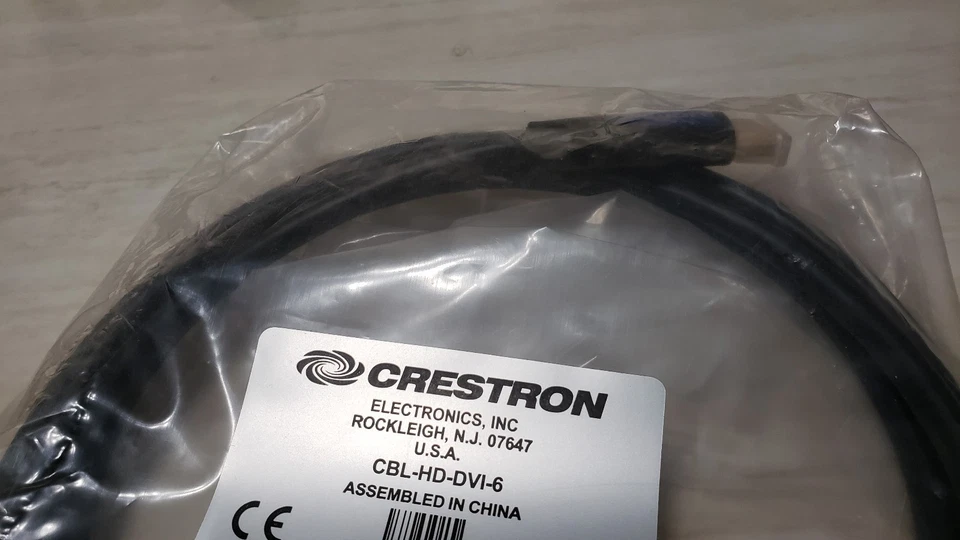 Crestron CBL-HD-DVI-6 Certified HDMI® to DVI Interface Cable, 6 ft - Image 3 of 4