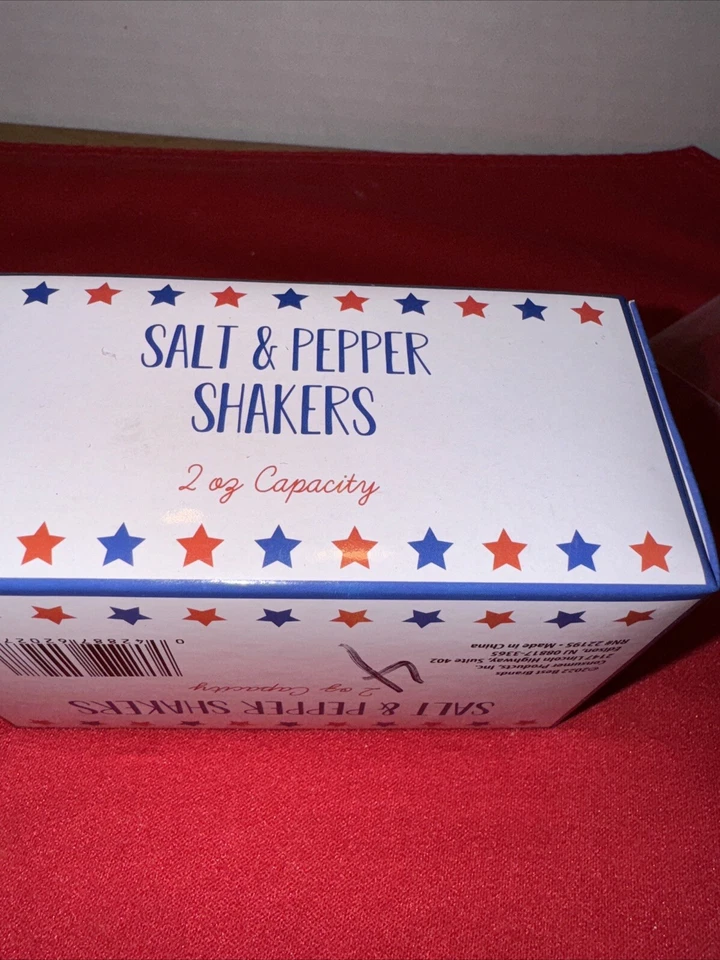 2 Sets Fourth of July Red, White and Blue Patriotic Salt & Pepper Shakers - Image 2 of 4