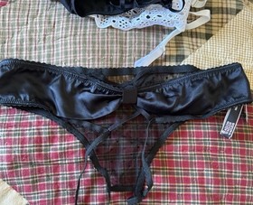 Victoria&rsquo;s Secret Underwear Lot Five Pair Retail 125 NWT