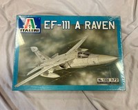 Italeri 1235 EF-111 A Raven 1:72 Neu