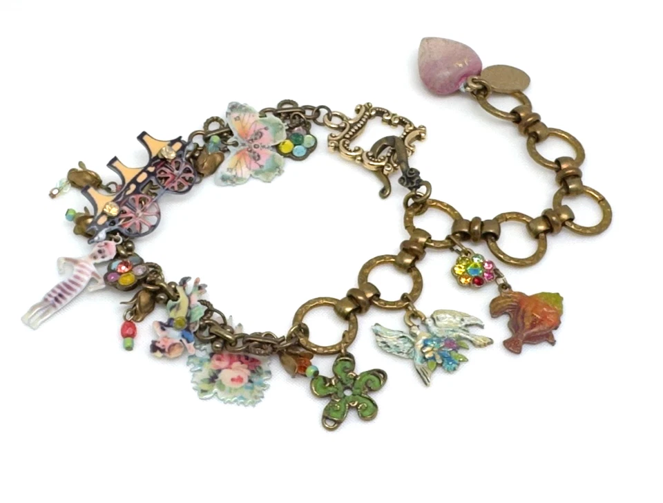 Preciosa pulsera única con colgantes de metal Michal Negrin. Foto 2 de 4
