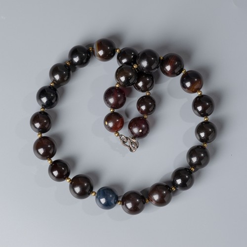 Vintage Indonesian Brown Amber Beads Necklace