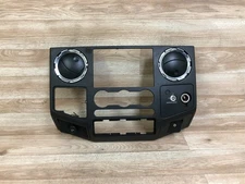 FORD F250 F350 F-250 F-350 OEM FRONT AC CLIMATE CONTROL SWITCH RADIO BEZEL 08-10