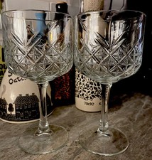2 X Timeless Vintage Large Goblet Gin Glasses Beautiful Cocktail Glass
